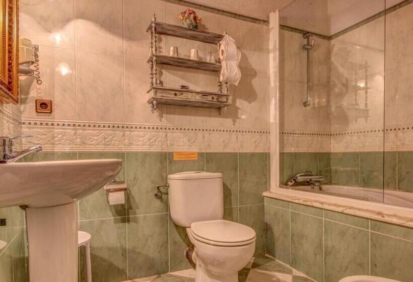 هتل Casona Dos Lagos