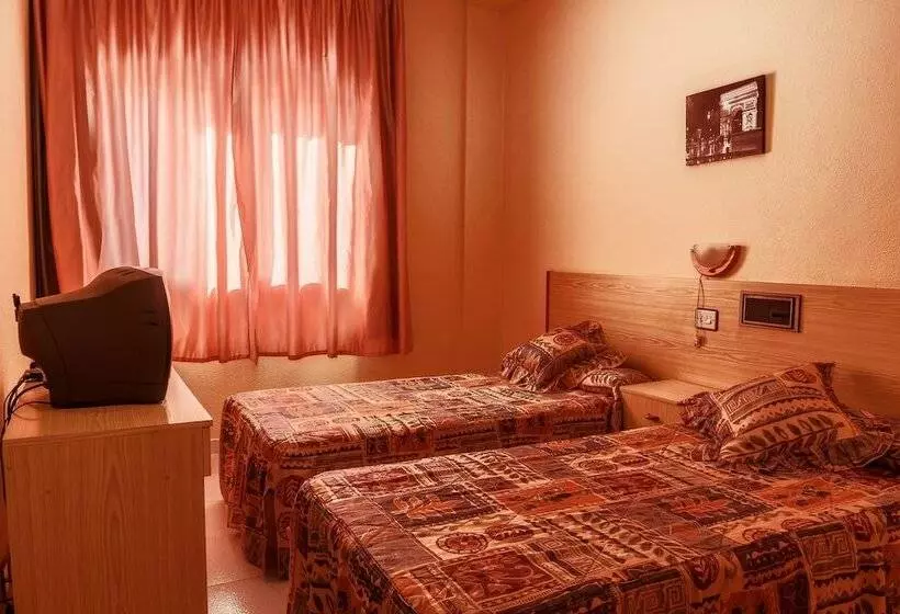 هتل Restaurante Altabella