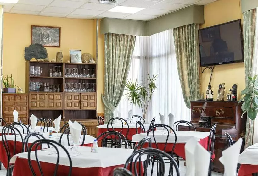 هتل Restaurante Altabella