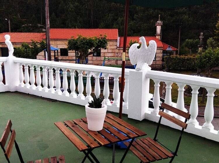 פנסיון Mar De Rosas