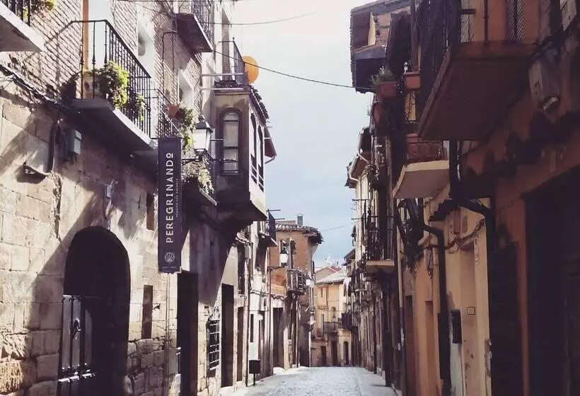 Peregrinando, Pensión Con Encanto