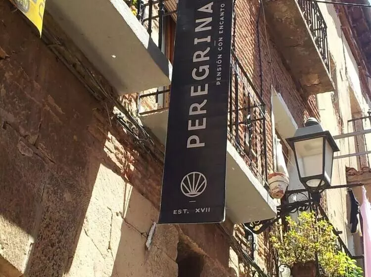 Peregrinando, Pensión Con Encanto