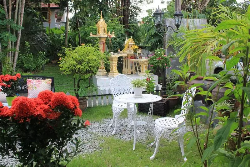 Retkeilymaja Eat N Sleep