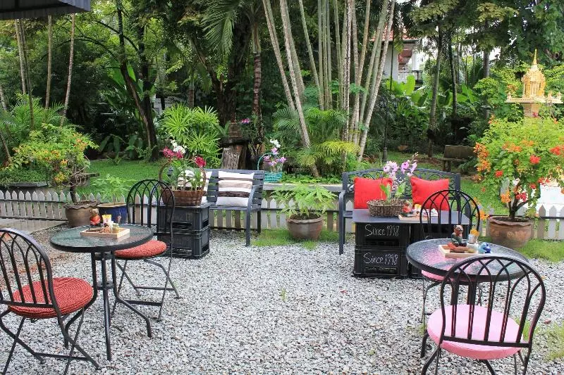 Retkeilymaja Eat N Sleep