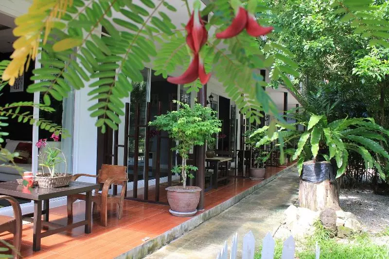 Retkeilymaja Eat N Sleep