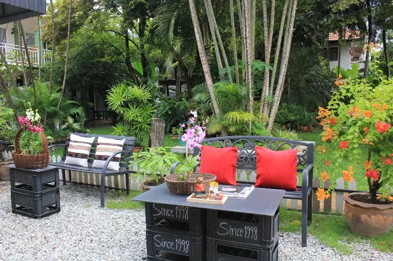 Retkeilymaja Eat N Sleep