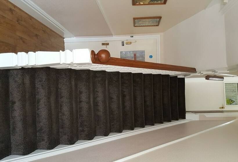 住宿加早餐 Adelaide Guesthouse