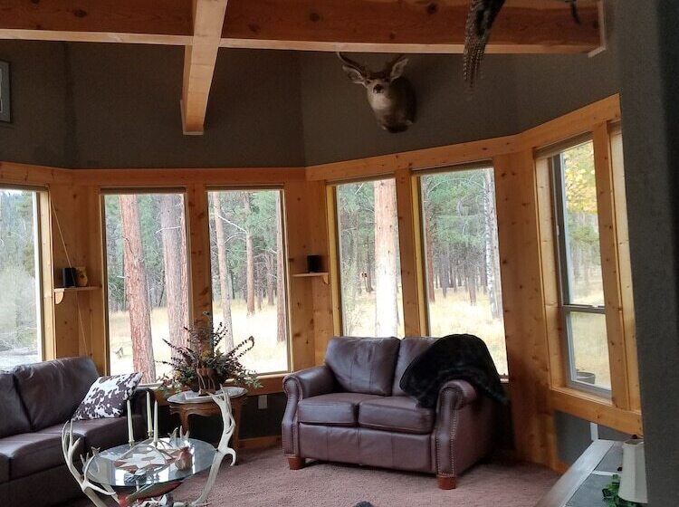 住宿加早餐  The Wild Game Inn