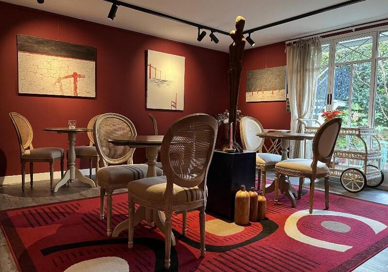 تختخواب و صبحانه Villa Talisman