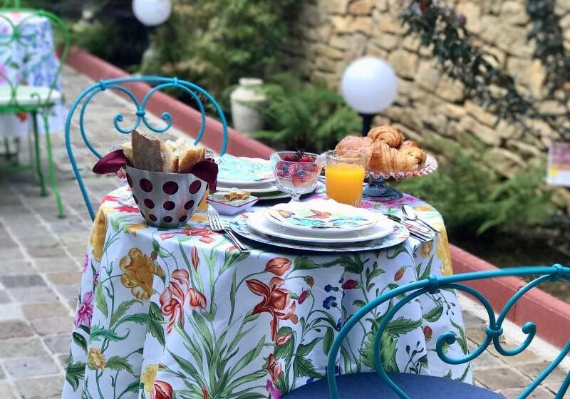 تختخواب و صبحانه Villa Talisman