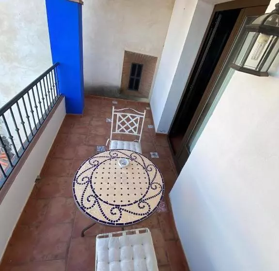 Hostelli Rural La Posada De Las Cigüeñas