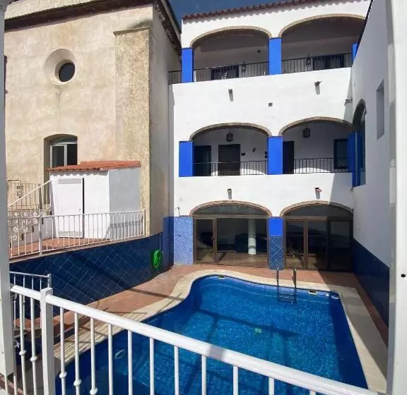 Hostelli Rural La Posada De Las Cigüeñas