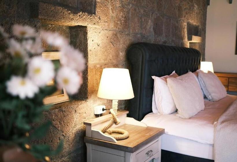 ホテル Assos Sunaba Kasri