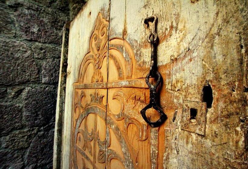 ホテル Assos Sunaba Kasri