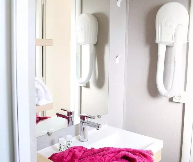 Hotelli Camping 3 Estrellas