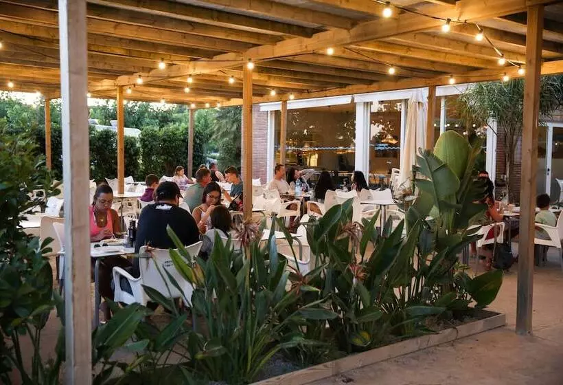 Hotelli Camping 3 Estrellas