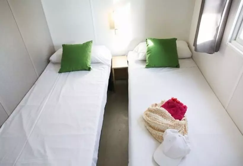 Hotelli Camping 3 Estrellas