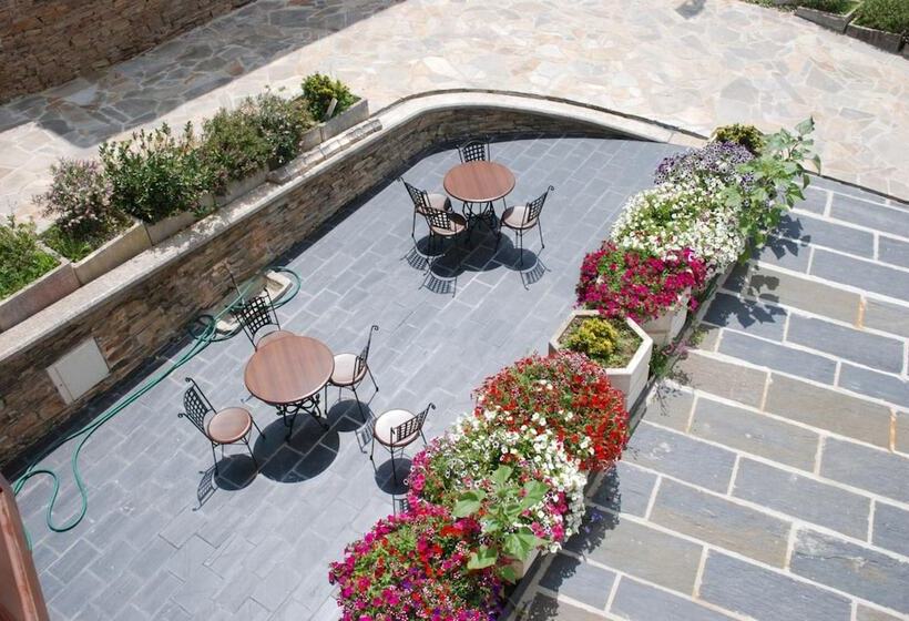 فندق ريفى La Casona De Amaido