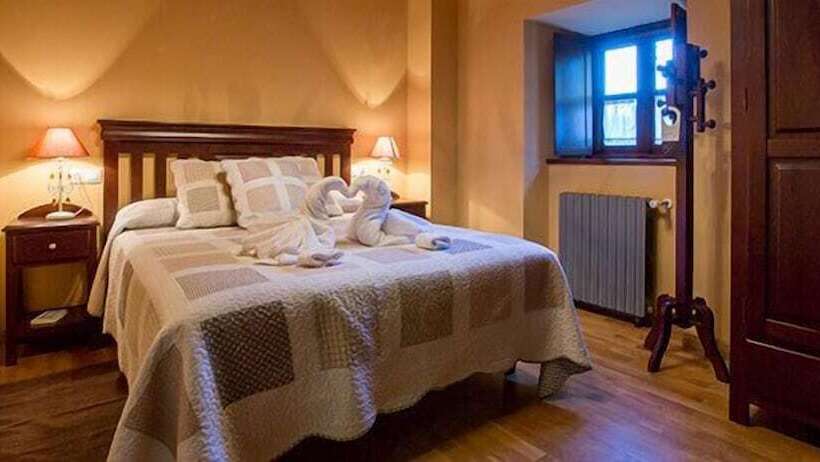 فندق ريفى La Casona De Amaido