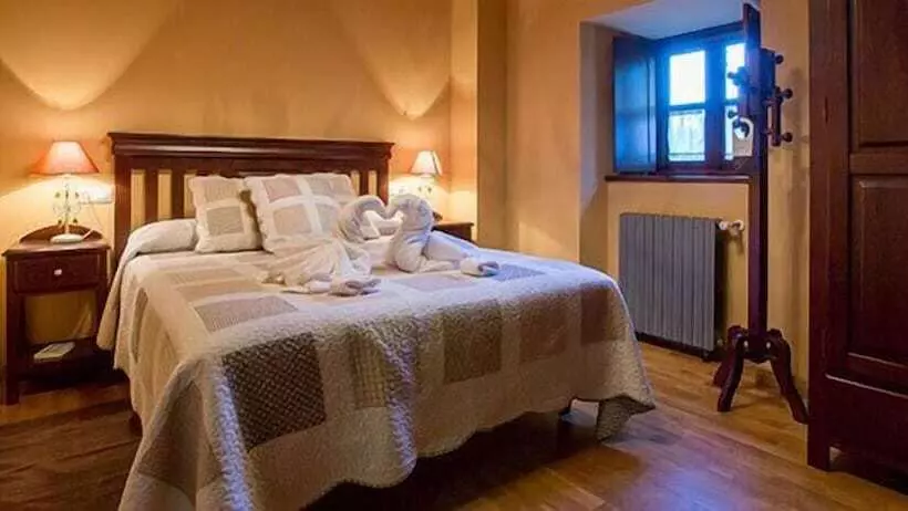 田舎風ホテル La Casona De Amaido