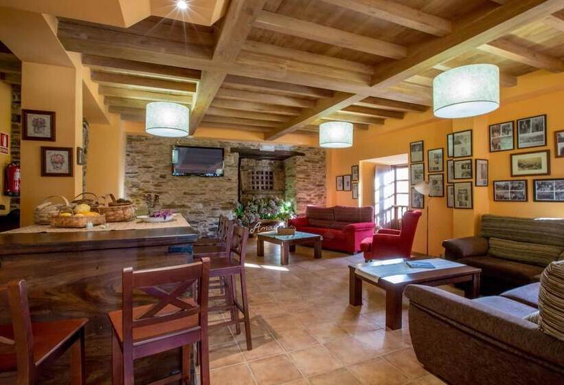 فندق ريفى La Casona De Amaido