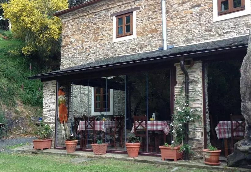 田舎風ホテル La Casona De Amaido