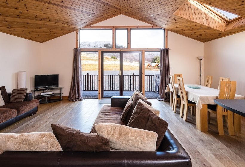 فندق Scottish Highland Lodge