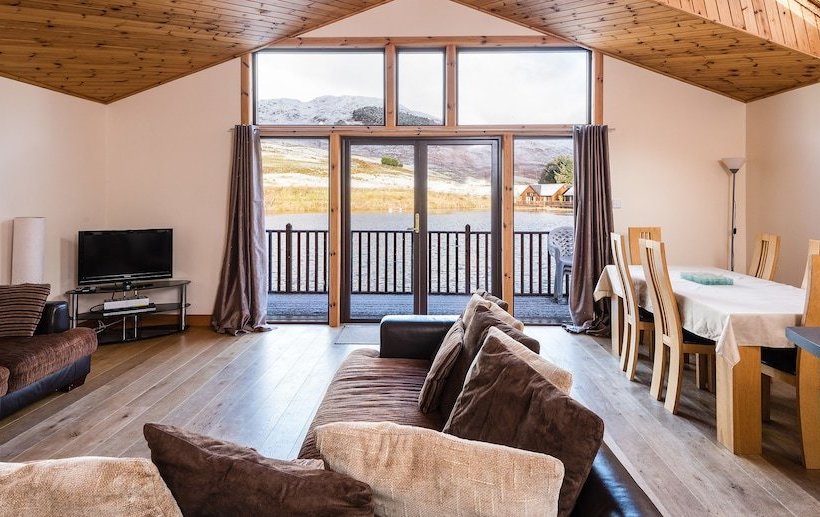 فندق Scottish Highland Lodge