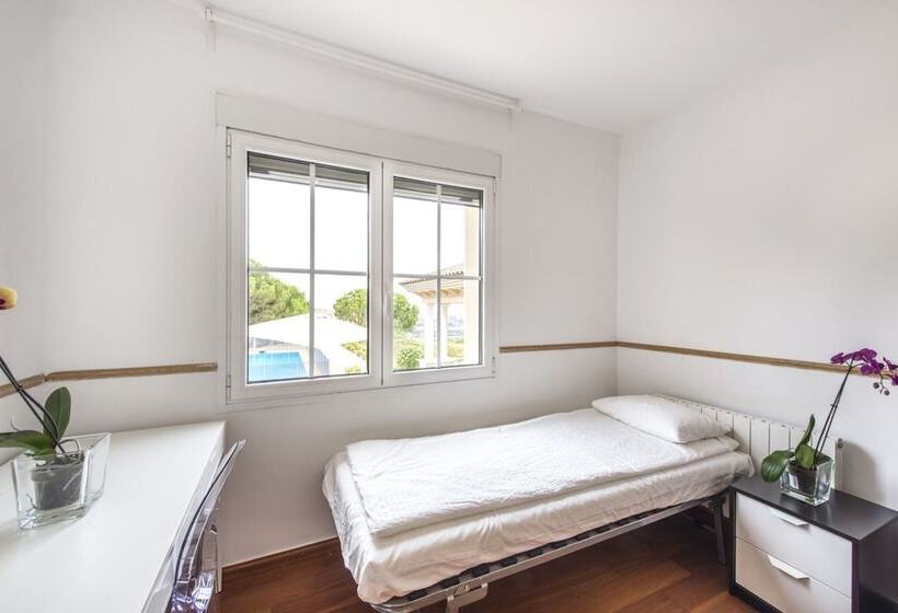 Luxury Seaview Villa By Olala Homes