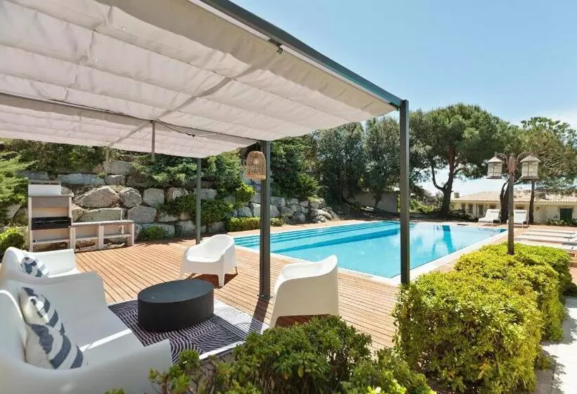 Luxury Seaview Villa By Olala Homes