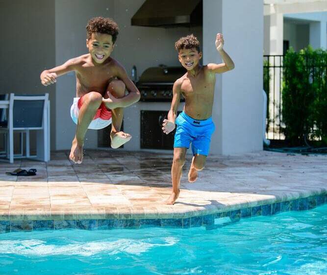 The Bear S Den Resort Orlando