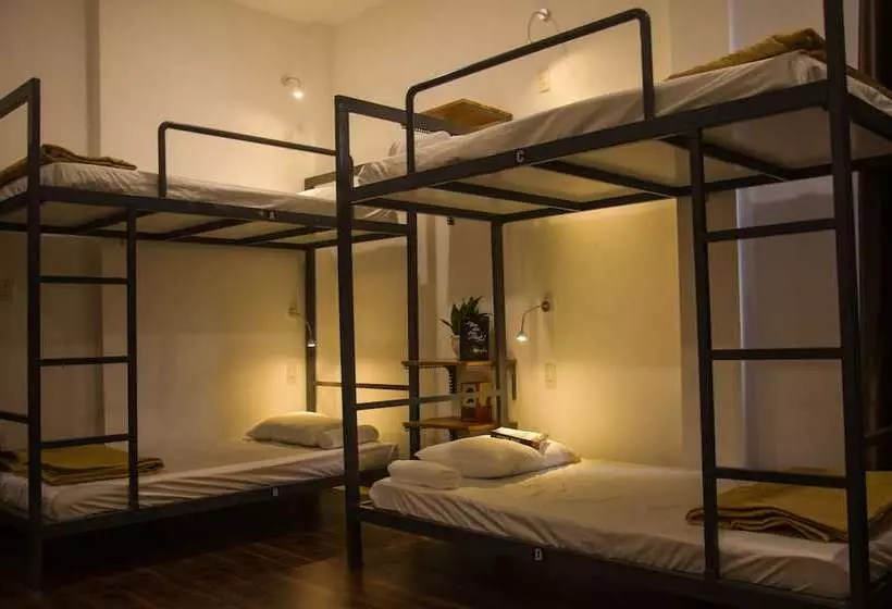 Epin Hotel  Hostel