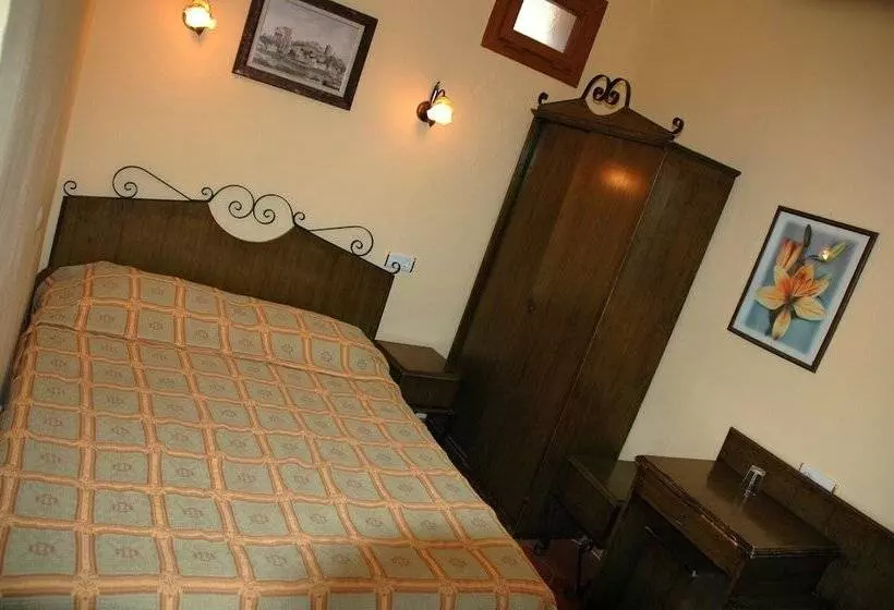 Hotelli Aristo Pension