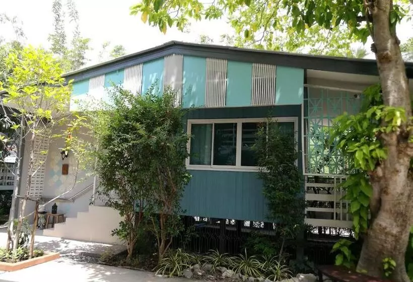 Hotel Bann Vimansamutr