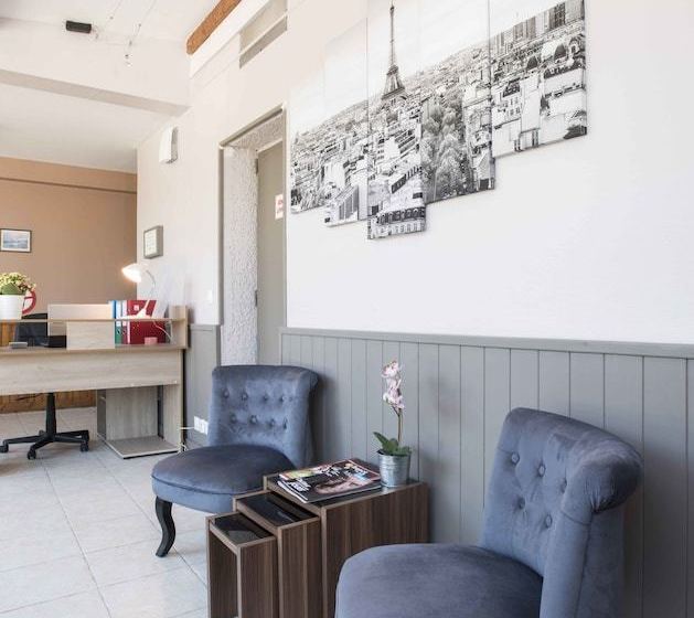 فندق Hôtel Le Pavillon De L Aéro