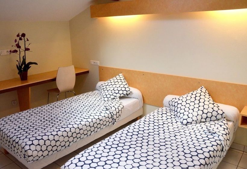 فندق Hôtel Le Pavillon De L Aéro