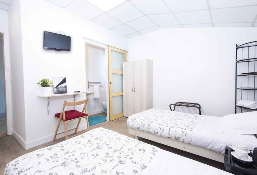 فندق Hôtel Le Pavillon De L Aéro