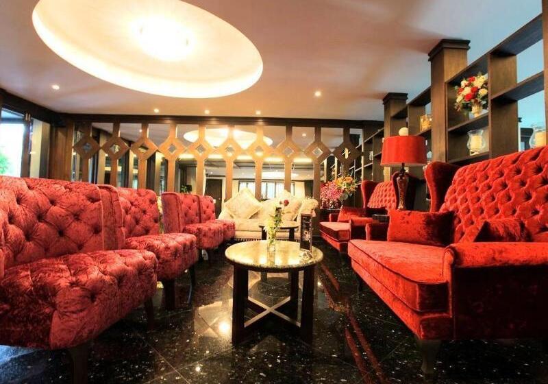 هتل I Calm Resort Cha Am