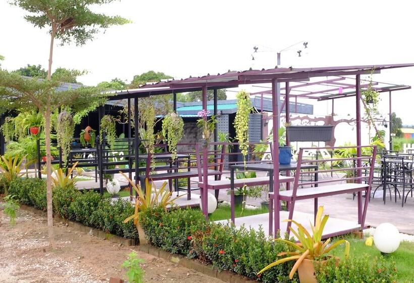 هتل Khom Kaew Resort