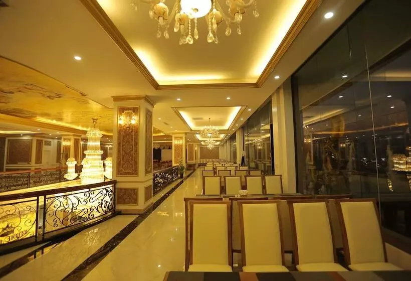 هتل Lao Cai Royal