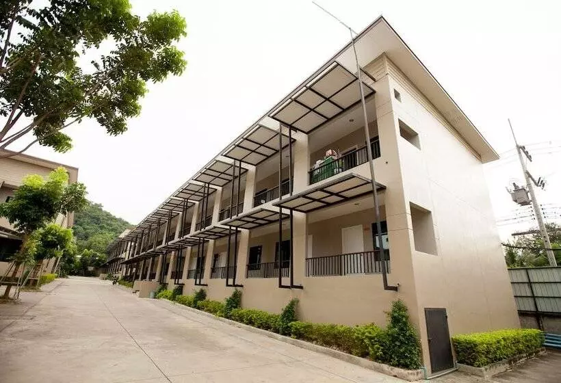 ホテル Maihom Villa