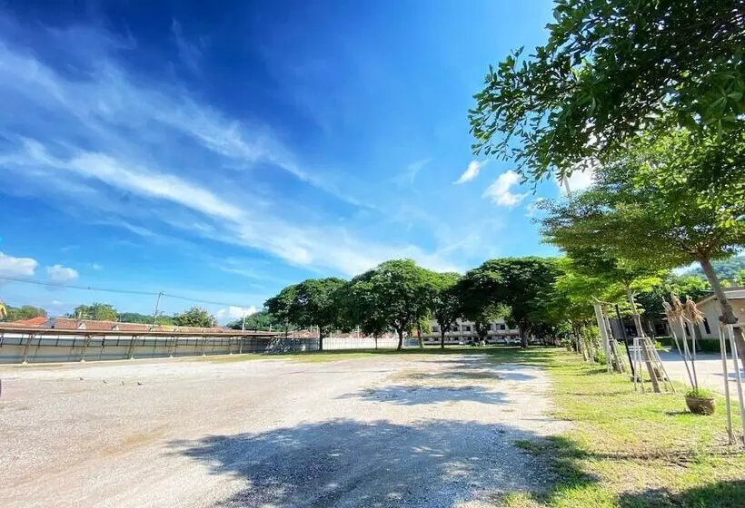 ホテル Maihom Villa