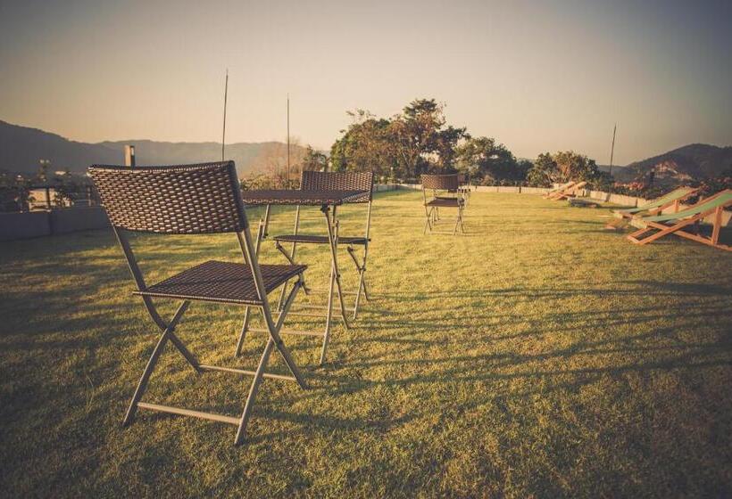 בית מלון כפרי Studio Apartments On A Hill