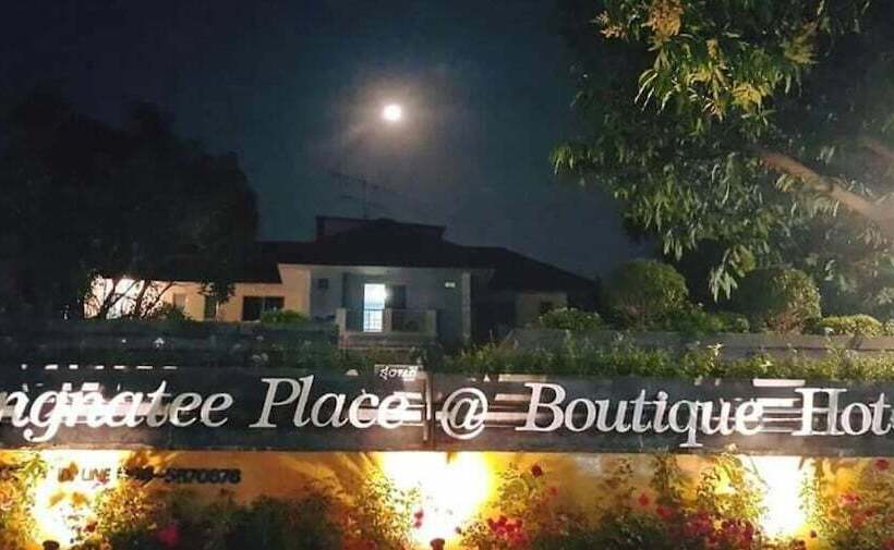 Отель Rungnatee Place & Boutique