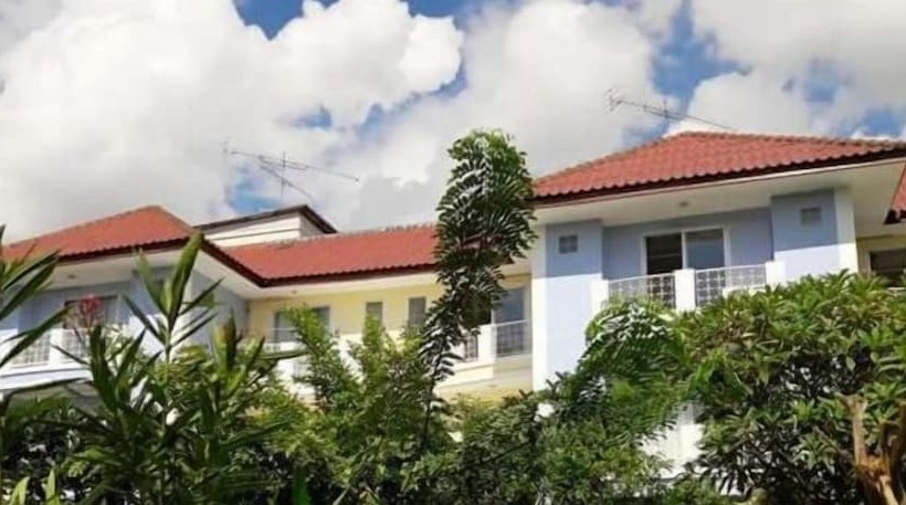 Отель Rungnatee Place & Boutique