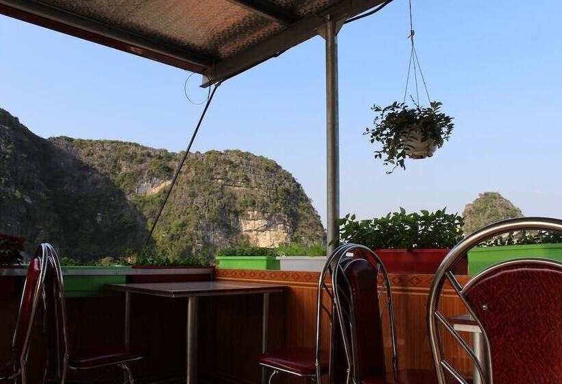 هتل Sierra Homestay