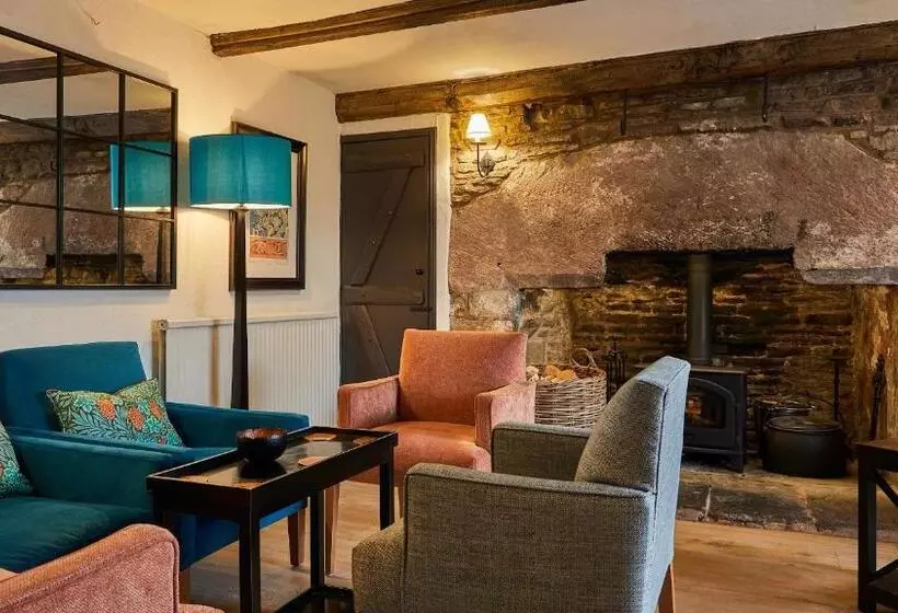 Hotelli Tudor Farmhouse