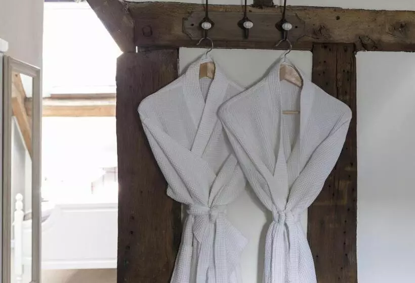 Hotelli Tudor Farmhouse