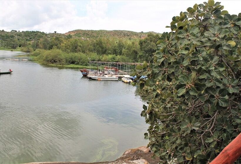 فندق Wag Hill Lodge