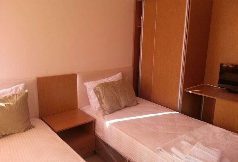 Отель Yenisehir Akpinar